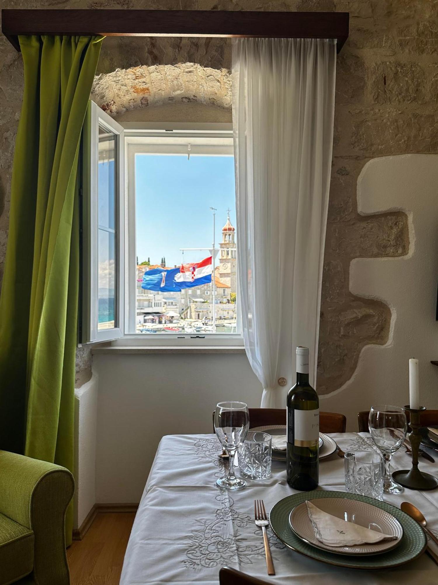 Castel Nonna Franka Appartement Sutivan Buitenkant foto