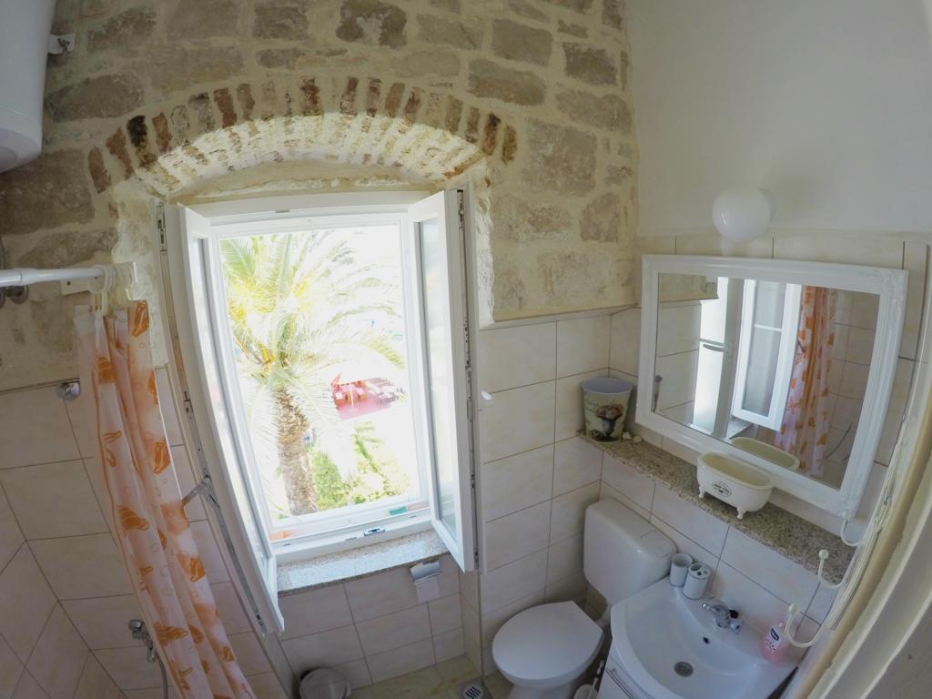 Castel Nonna Franka Appartement Sutivan Buitenkant foto